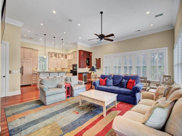 Isle Of Palms Home 1015842