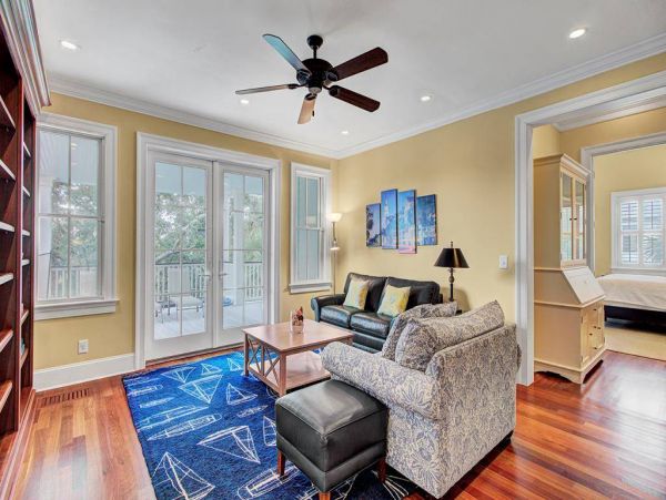 Isle Of Palms Home 1015842