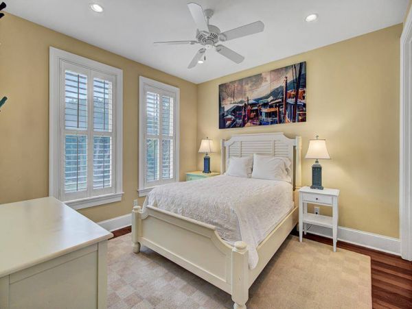 Isle Of Palms Home 1015842
