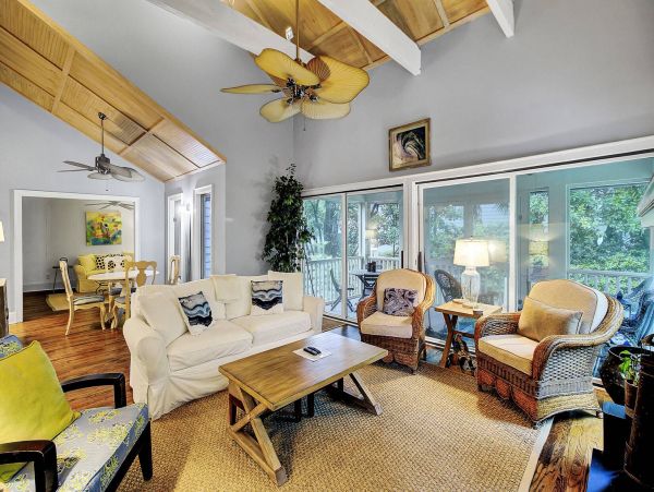 Isle Of Palms Home 1015847