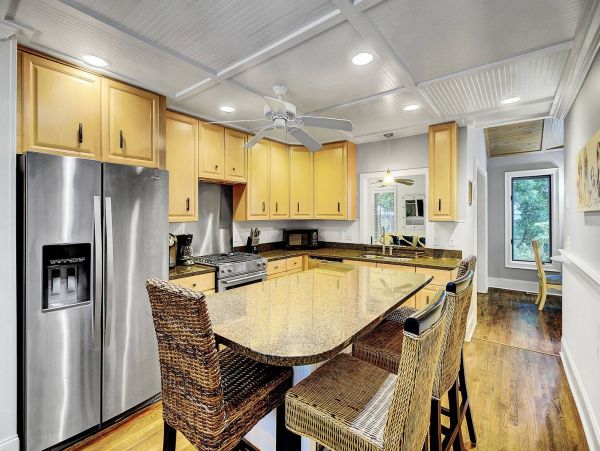Isle Of Palms Home 1015847