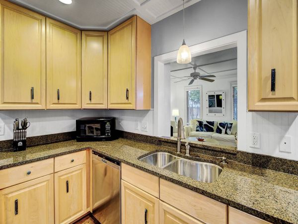 Isle Of Palms Home 1015847