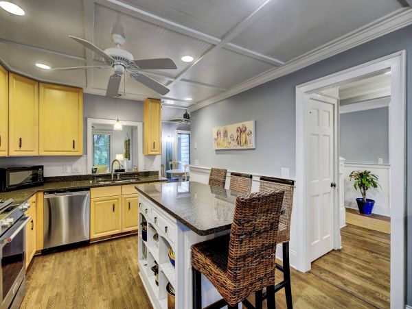 Isle Of Palms Home 1015847