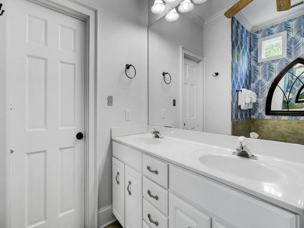 Isle Of Palms Home 1015847