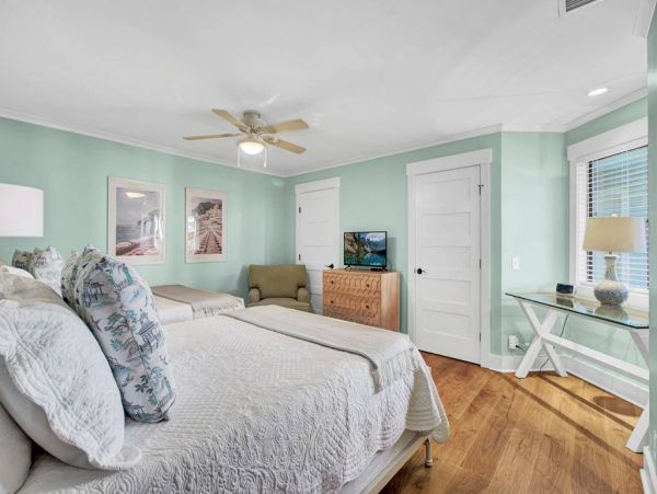 Isle Of Palms Condo 1015849