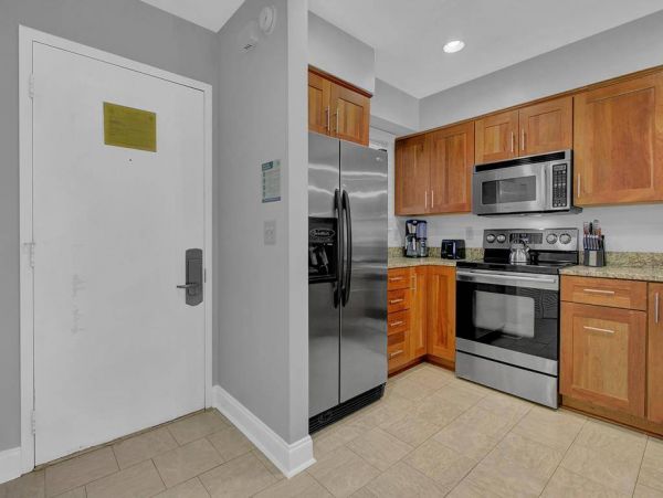 Isle Of Palms Condo 1015852
