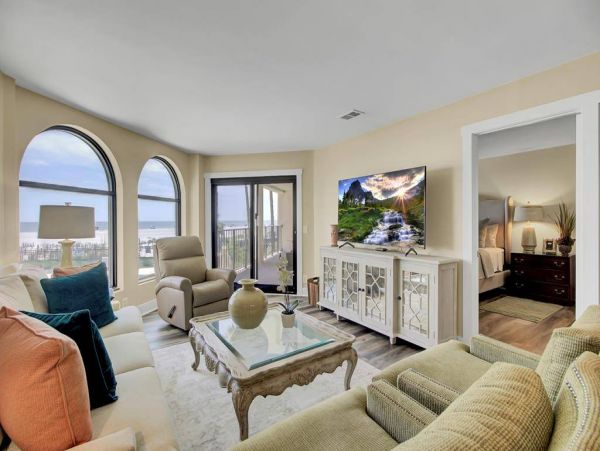 Absolutely Stunning Vacation Home Away From Home Pool Beach