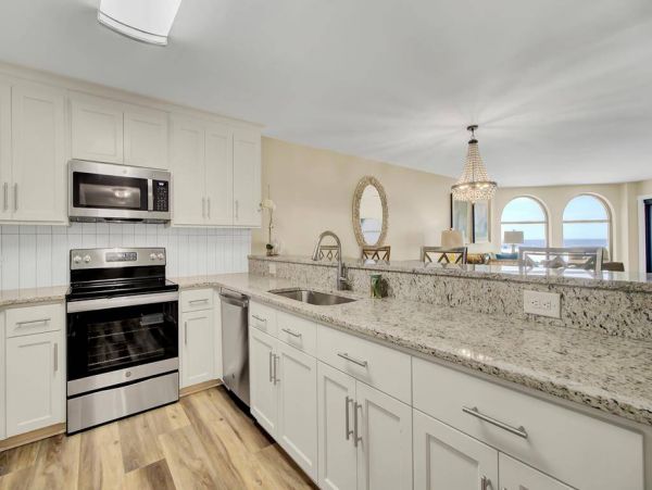 Absolutely Stunning Vacation Home Away From Home Pool Beach