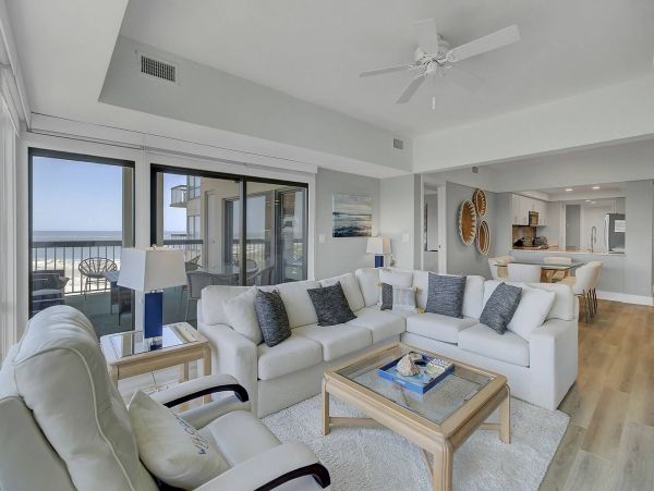 Isle of Palms Luxury Beachfront Vacation Condo