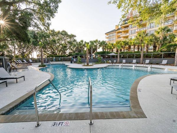 Isle of Palms Luxury Beachfront Vacation Condo