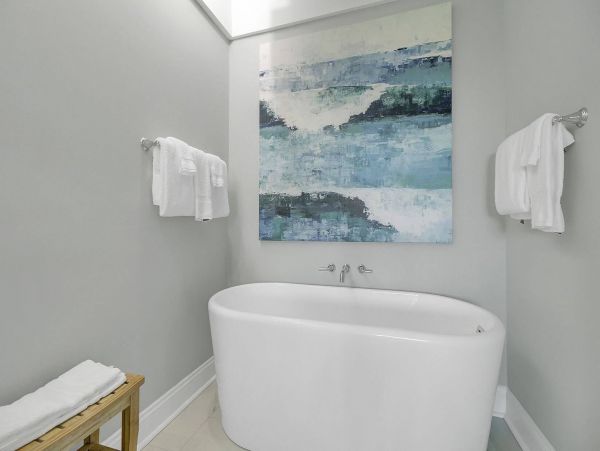 Isle of Palms Luxury Beachfront Vacation Condo