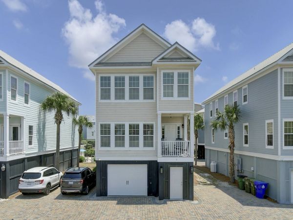 Isle Of Palms Home 1015862