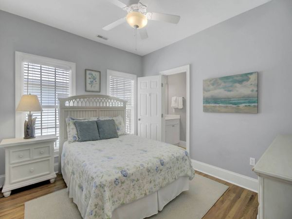 Isle Of Palms Home 1015862