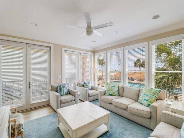 Isle Of Palms Home 1015865