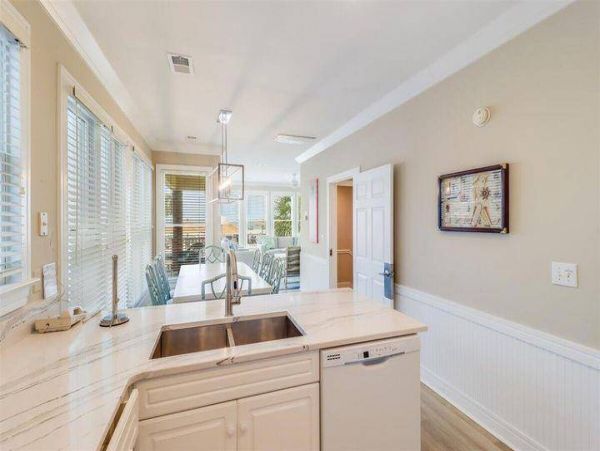 Isle Of Palms Home 1015865