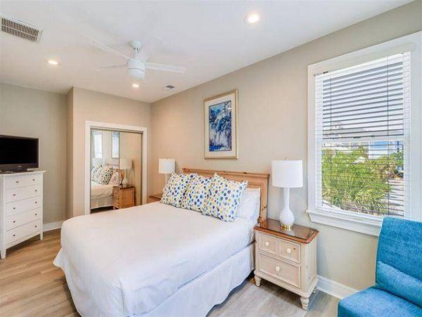 Isle Of Palms Home 1015865
