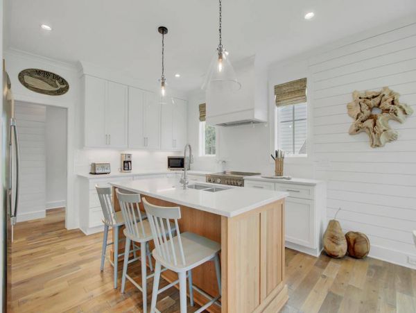 Isle Of Palms Home 1015866
