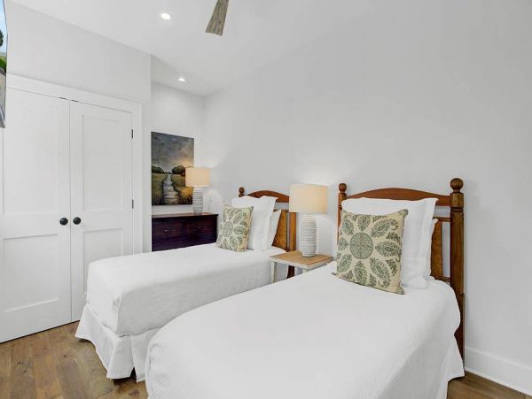 Isle Of Palms Home 1015866