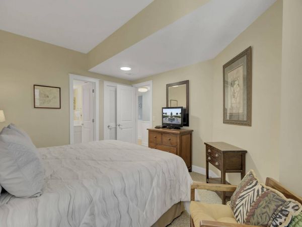 Isle Of Palms Condo 1015869