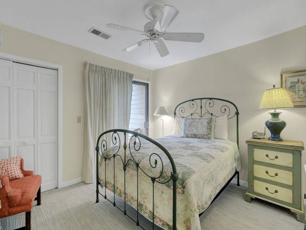 Isle Of Palms Condo 1015871