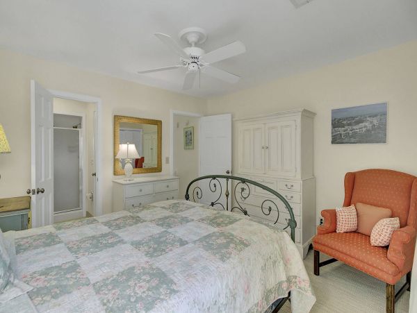 Isle Of Palms Condo 1015871