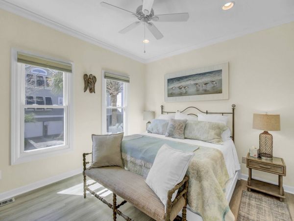 Isle Of Palms Home 1015872