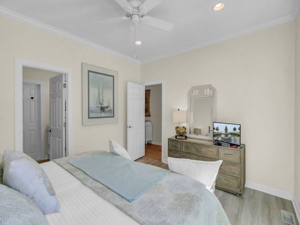 Isle Of Palms Home 1015872