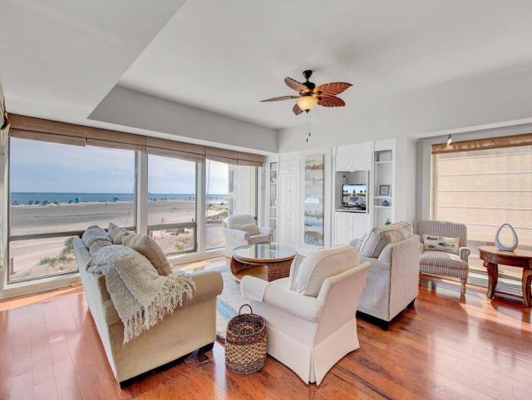 Isle Of Palms Condo 1015874