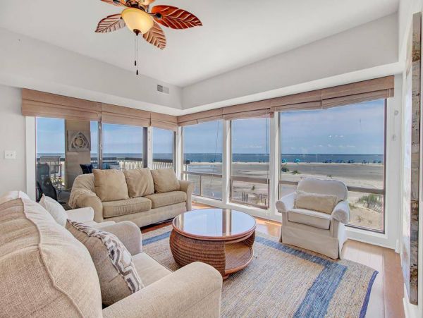 Isle Of Palms Condo 1015874