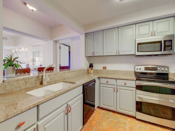 Isle Of Palms Condo 1015874