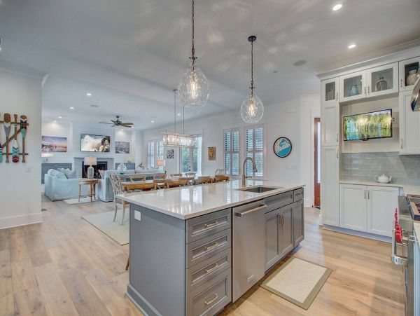 Isle Of Palms Home 1015879