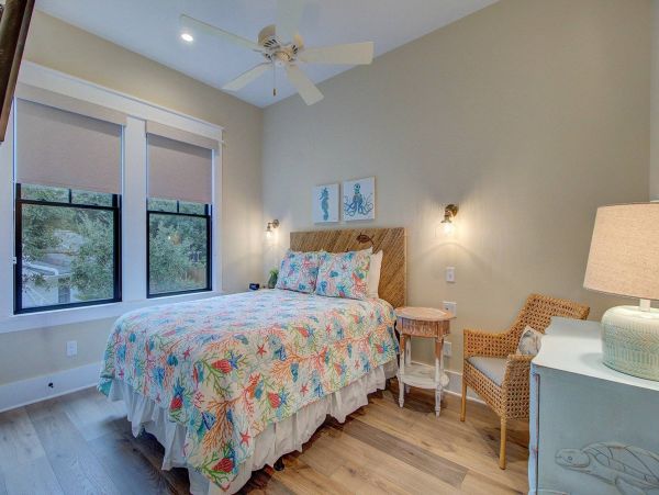 Isle Of Palms Home 1015879