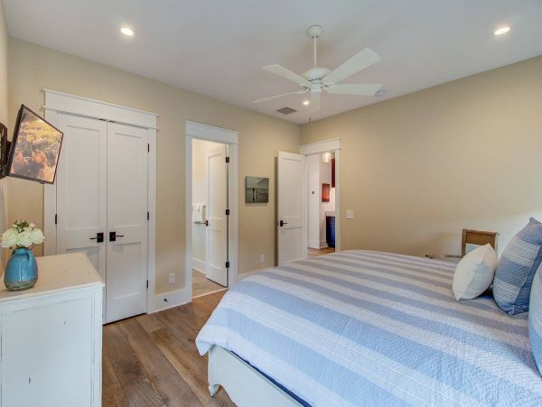 Isle Of Palms Home 1015879