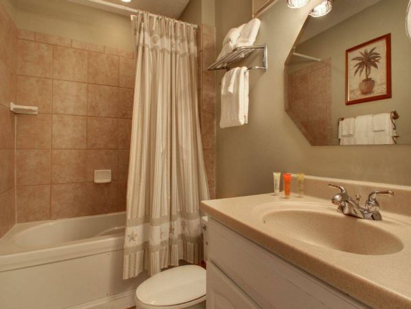 Isle of Palms Vacation Condo One Bedroom