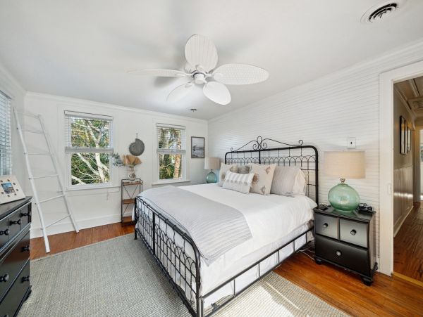 Isle of Palms Historic Beach Home with 5 Bedroom