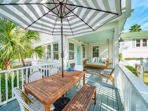 Isle of Palms Historic Beach Home with 5 Bedroom