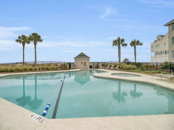 Isle Of Palms Condo 1015884