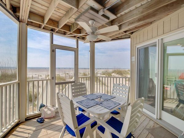 Isle of Palms Vacation Condo One Bedroom