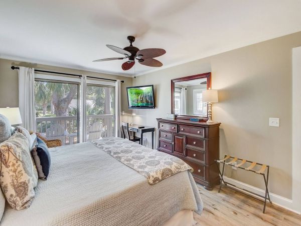 Isle Of Palms Condo 1015888