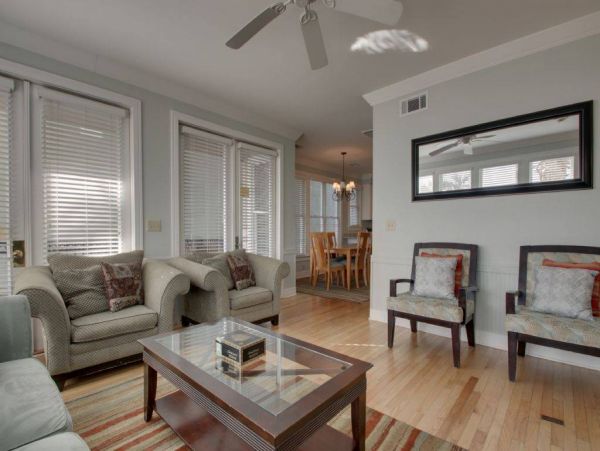 Isle Of Palms Home 1015889