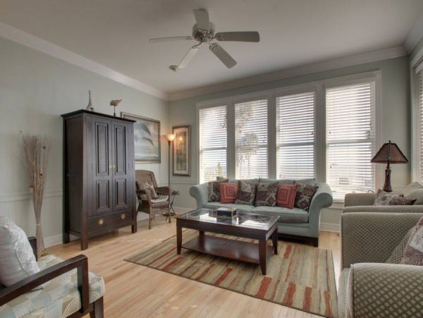 Isle Of Palms Home 1015889
