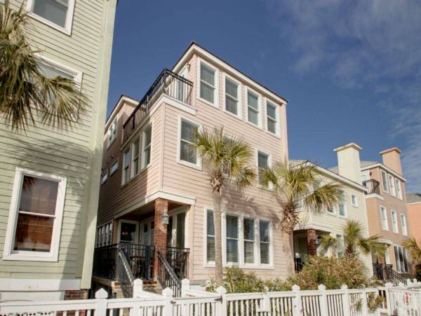 Isle Of Palms Home 1015889