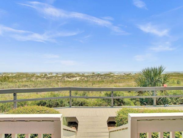 Isle Of Palms Condo 1015894