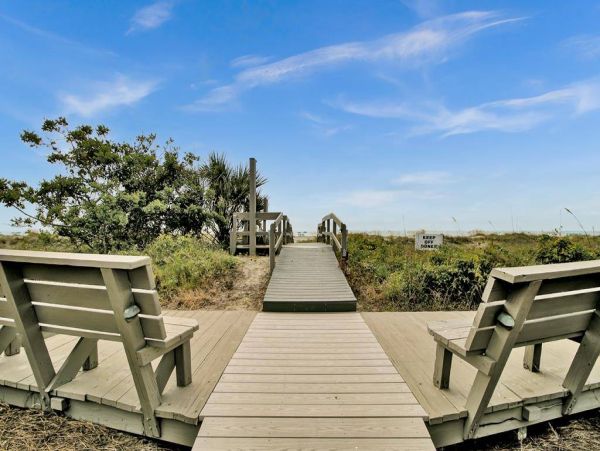 Isle Of Palms Condo 1015894