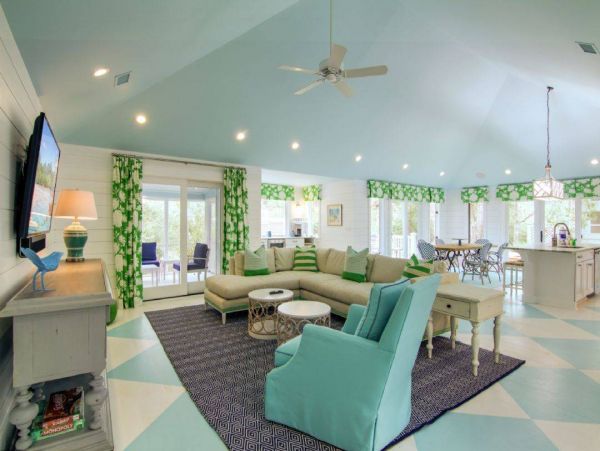 Isle of Palms Rental Sleeps 9 Guests with Pool