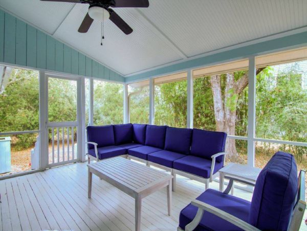 Isle of Palms Rental Sleeps 9 Guests with Pool