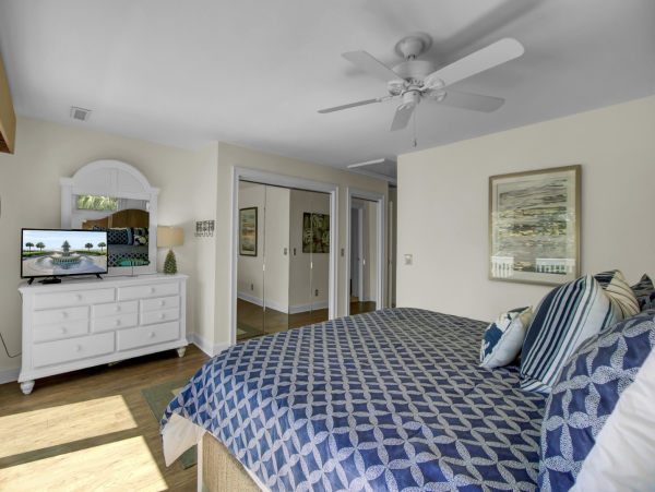 One House Back From Beach Amazing Pool Isle of Palms