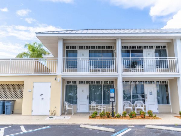 St. Petersburg Home 1015903