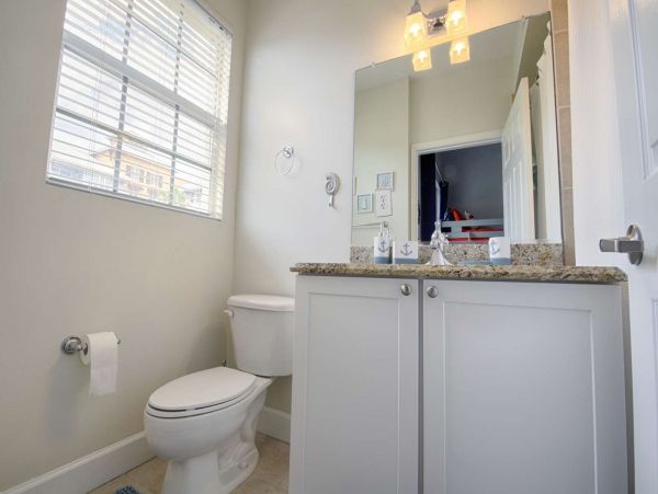 St. Petersburg Condo 1015907
