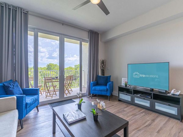 St. Petersburg Condo 1015910